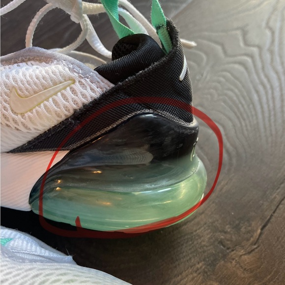 Nike Air Max 270 - Picture 7 of 8